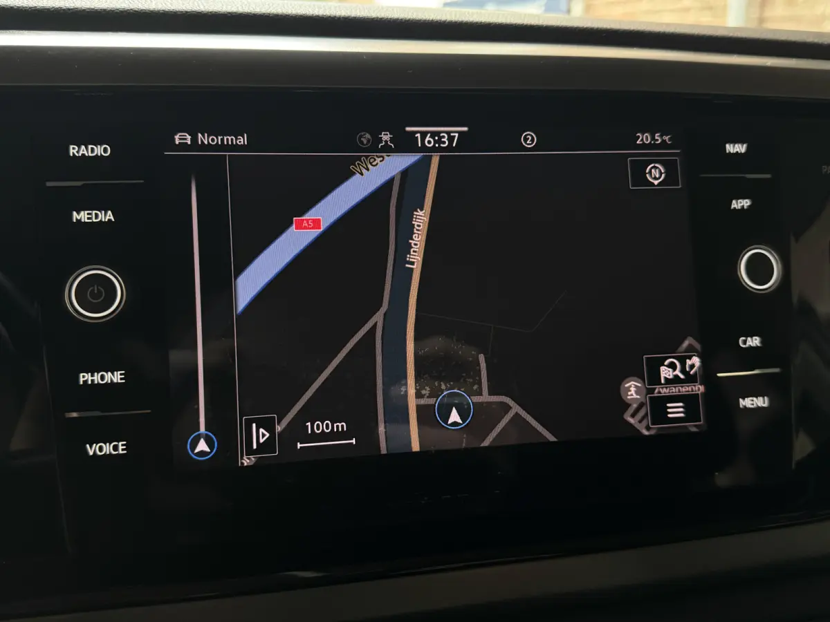 TSI 95PK COMFORTLINE BUSINESS CARPLAY/ACC/PDC/NAVIGATIE