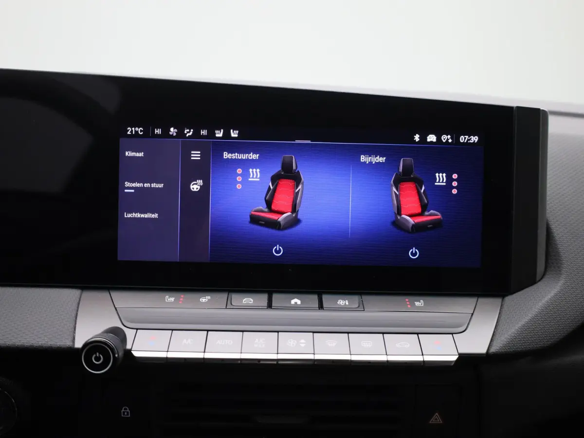 1.2 Business Elegance | WORDT VERWACHT | AUTOMAAT | ACHTERUITRIJCAMERA | APPLE CARPLAY - ANDROID AUTO | STOELVERWARMING | STUURWIELVERWARMING | CLIMATE CONTROL | ADAPTIVE CRUISE CONTROL |