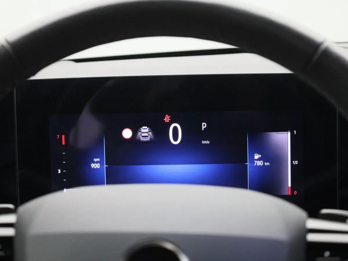 1.2 Business Elegance | WORDT VERWACHT | AUTOMAAT | ACHTERUITRIJCAMERA | APPLE CARPLAY - ANDROID AUTO | STOELVERWARMING | STUURWIELVERWARMING | CLIMATE CONTROL | ADAPTIVE CRUISE CONTROL |