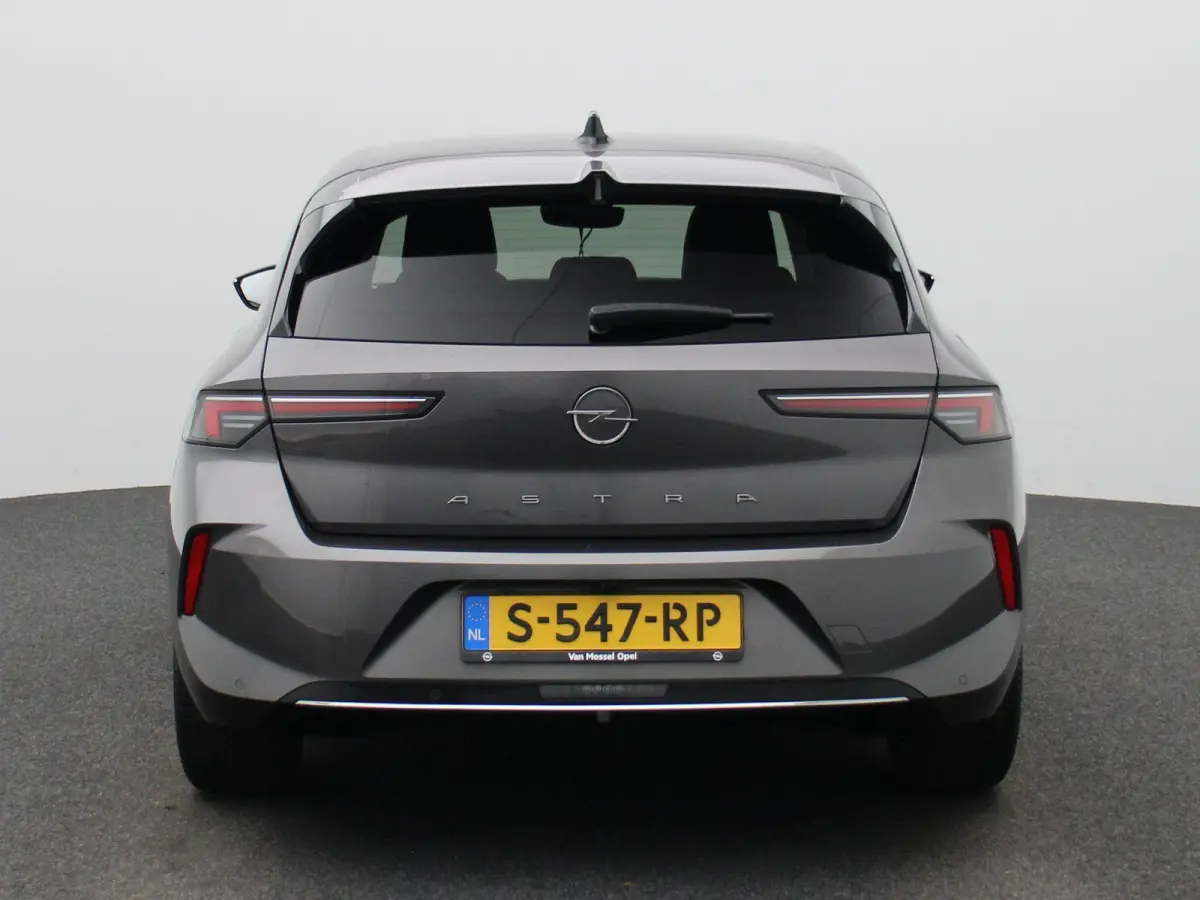 1.2 Business Elegance | WORDT VERWACHT | AUTOMAAT | ACHTERUITRIJCAMERA | APPLE CARPLAY - ANDROID AUTO | STOELVERWARMING | STUURWIELVERWARMING | CLIMATE CONTROL | ADAPTIVE CRUISE CONTROL |