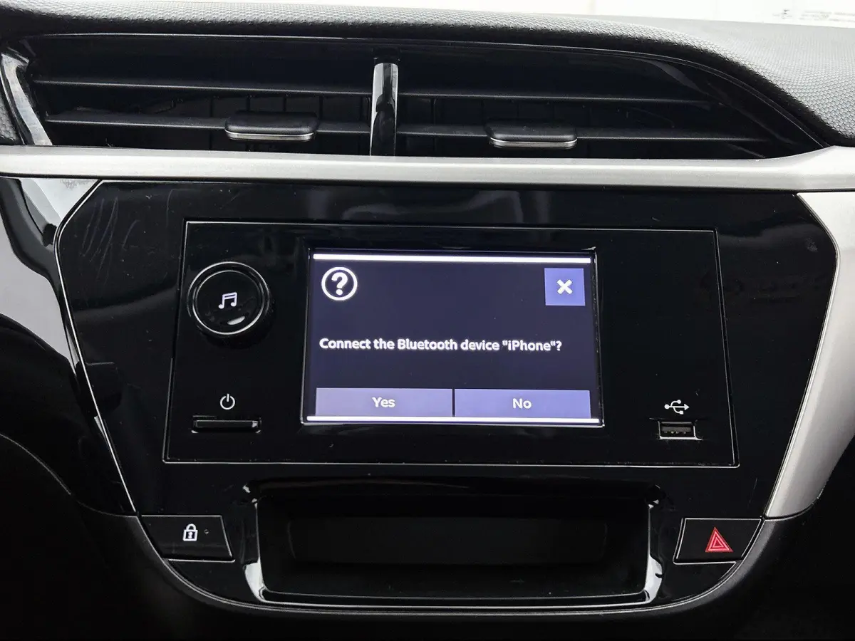 1.2 Edition | BLUETOOTH | AIRCO | LANE ASSIST | CRUISE CONTROL | MULTIFUNCTIONEEL STUURWIEL | 5-DEURS | RADIO |