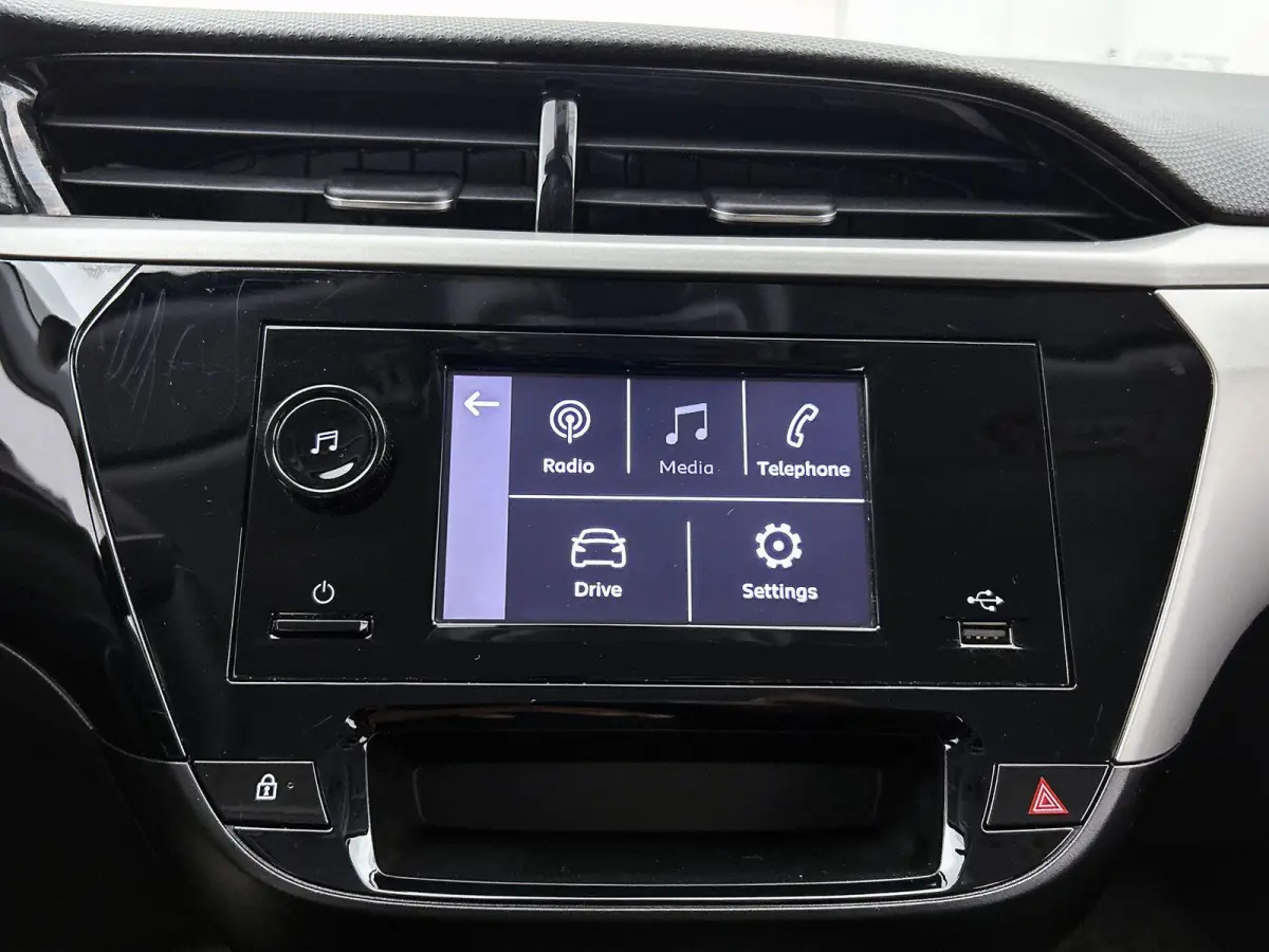 1.2 Edition | BLUETOOTH | AIRCO | LANE ASSIST | CRUISE CONTROL | MULTIFUNCTIONEEL STUURWIEL | 5-DEURS | RADIO |