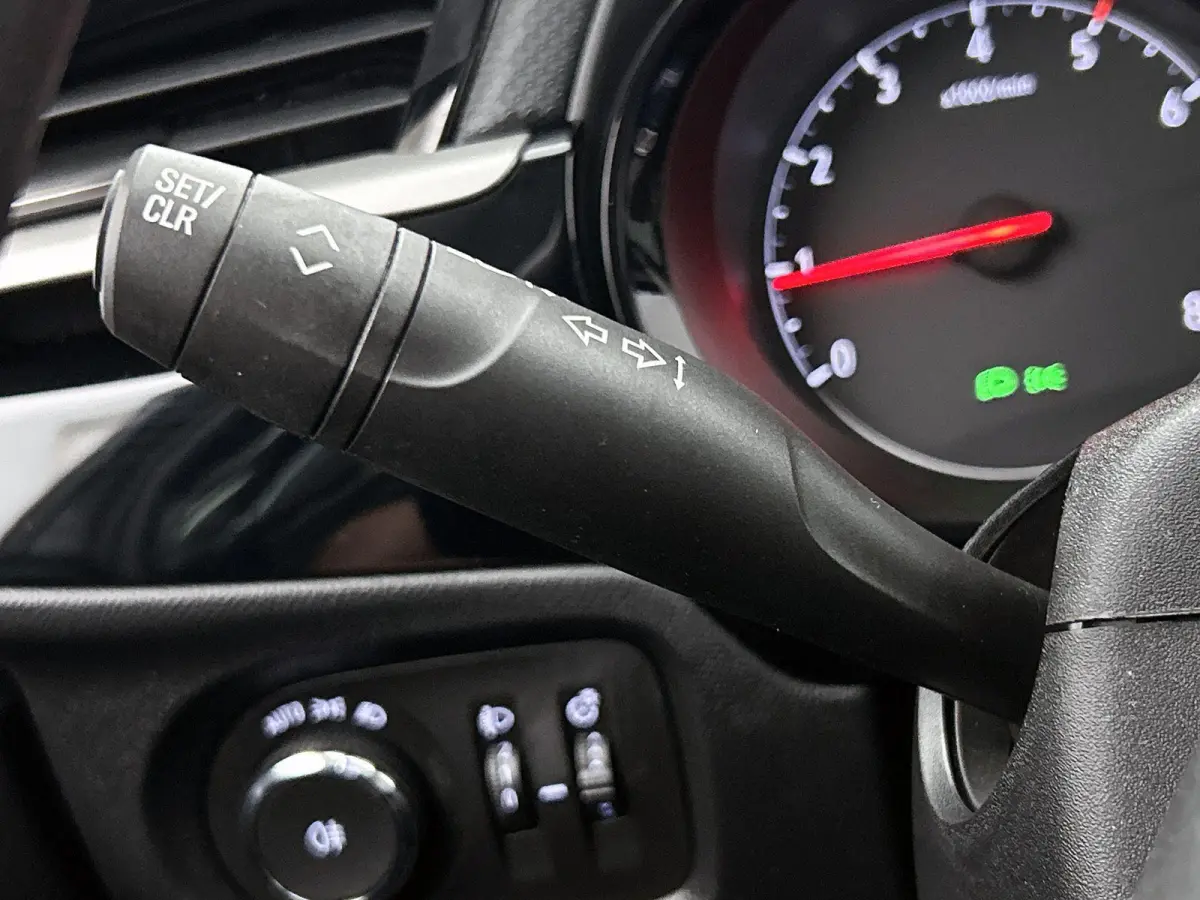 1.2 Edition | BLUETOOTH | AIRCO | LANE ASSIST | CRUISE CONTROL | MULTIFUNCTIONEEL STUURWIEL | 5-DEURS | RADIO |