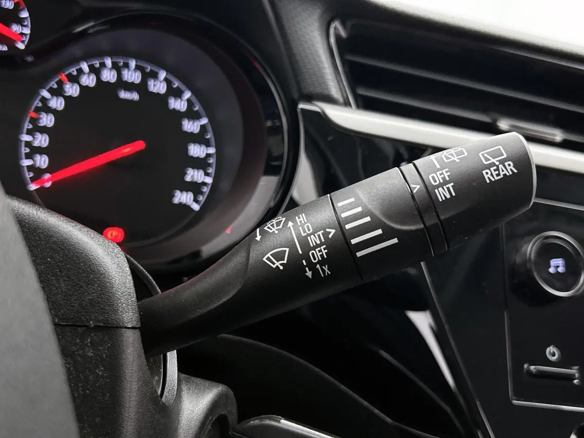 1.2 Edition | BLUETOOTH | AIRCO | LANE ASSIST | CRUISE CONTROL | MULTIFUNCTIONEEL STUURWIEL | 5-DEURS | RADIO |