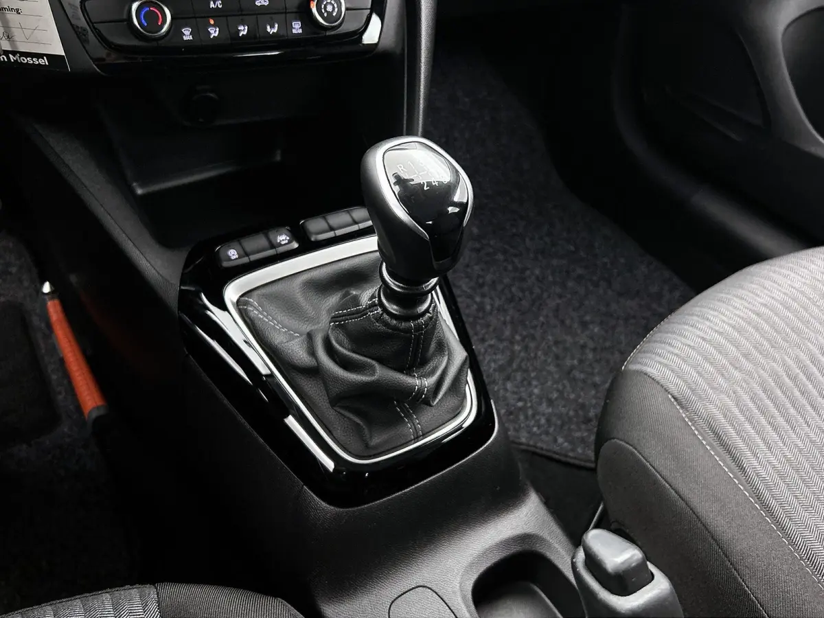 1.2 Edition | BLUETOOTH | AIRCO | LANE ASSIST | CRUISE CONTROL | MULTIFUNCTIONEEL STUURWIEL | 5-DEURS | RADIO |