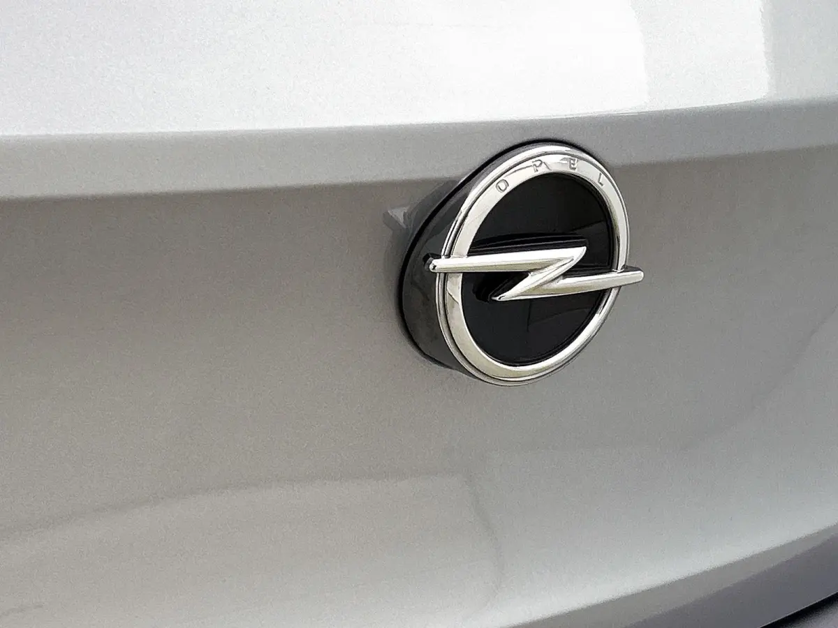 1.2 Edition | BLUETOOTH | AIRCO | LANE ASSIST | CRUISE CONTROL | MULTIFUNCTIONEEL STUURWIEL | 5-DEURS | RADIO |