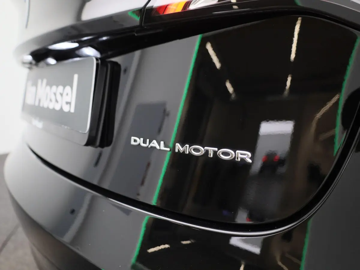 Long Range AWD 75 kWh | WORDT VERWACHT | PANORAMADAK | ACHTERUITRIJCAMERA | ELEKTRISCH VERSTELBARE VOORSTOELEN | LED VERLICHTING | ELEKTRISCHE ACHTERKLEP | NAVIGATIE |
