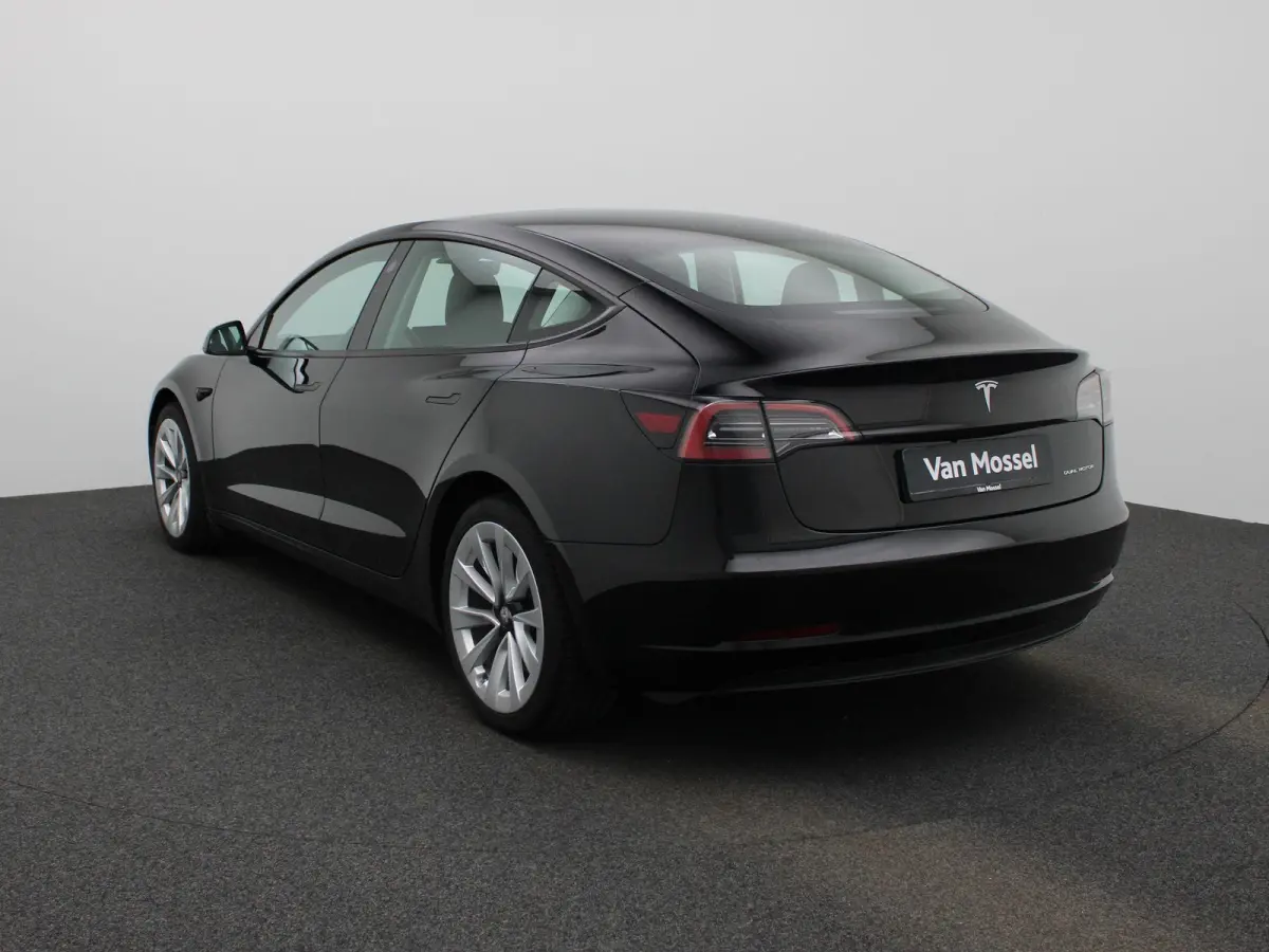 Long Range AWD 75 kWh | WORDT VERWACHT | PANORAMADAK | ACHTERUITRIJCAMERA | ELEKTRISCH VERSTELBARE VOORSTOELEN | LED VERLICHTING | ELEKTRISCHE ACHTERKLEP | NAVIGATIE |