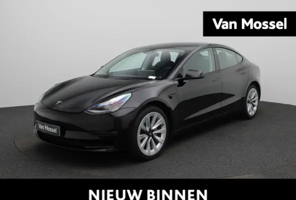 Long Range AWD 75 kWh | WORDT VERWACHT | PANORAMADAK | ACHTERUITRIJCAMERA | ELEKTRISCH VERSTELBARE VOORSTOELEN | LED VERLICHTING | ELEKTRISCHE ACHTERKLEP | NAVIGATIE |