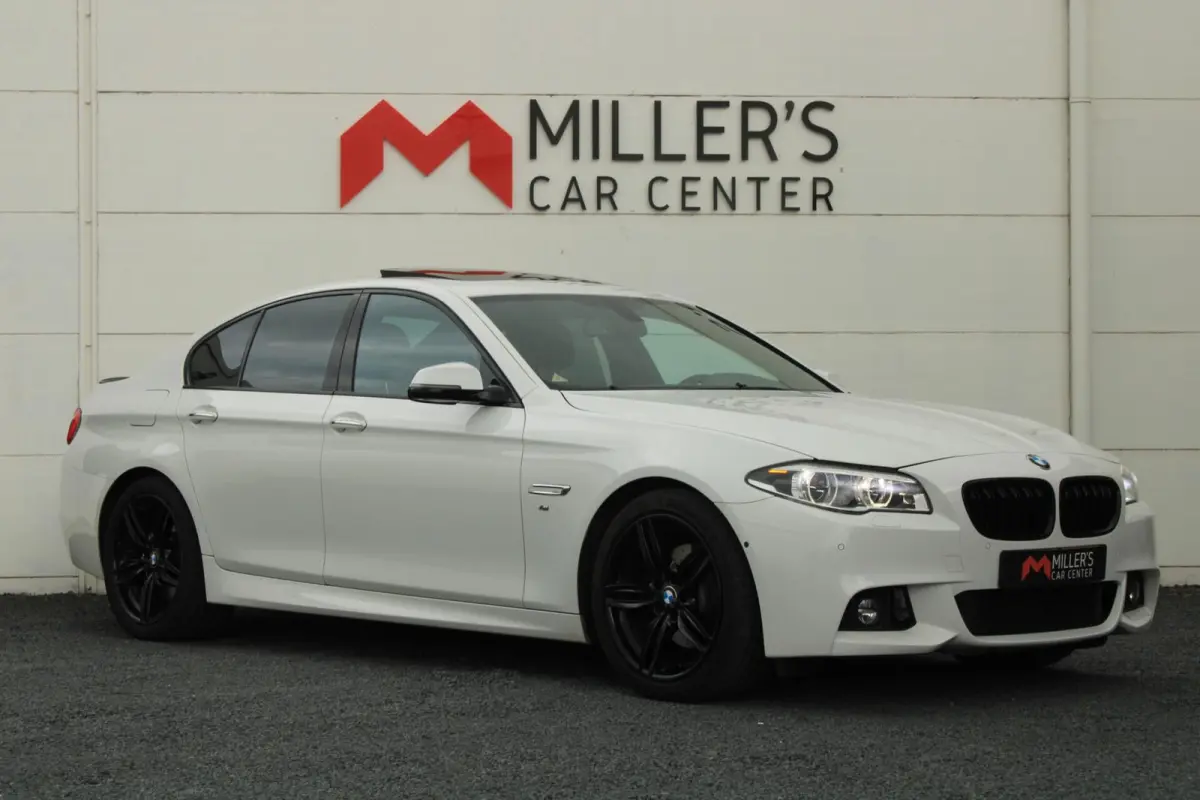 528i Softclose HUD Pano Memory Keyless Schermen achter