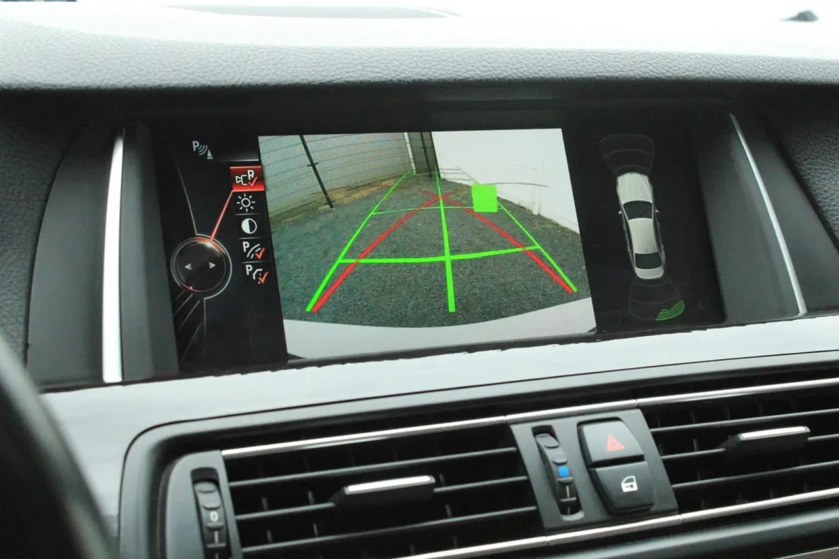528i Softclose HUD Pano Memory Keyless Schermen achter