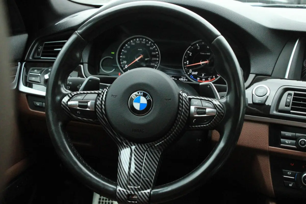 528i Softclose HUD Pano Memory Keyless Schermen achter