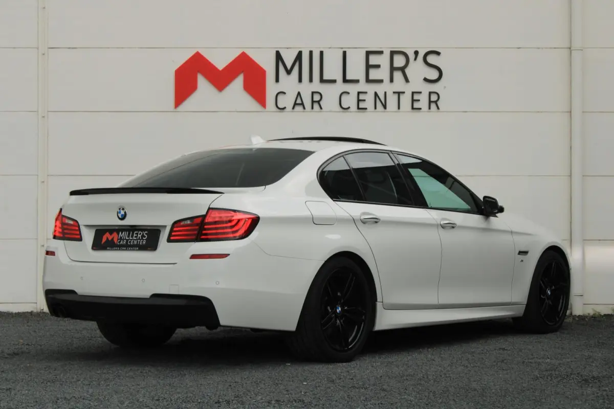 528i Softclose HUD Pano Memory Keyless Schermen achter