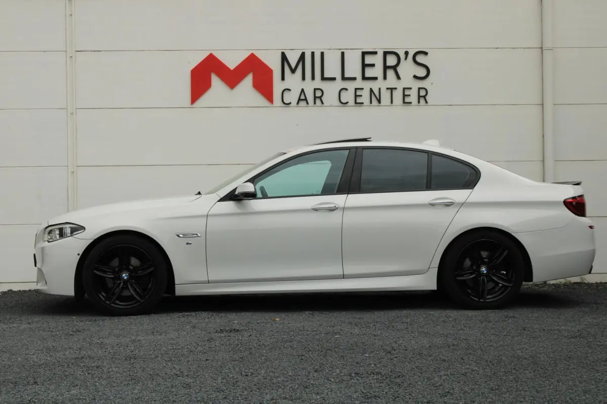 528i Softclose HUD Pano Memory Keyless Schermen achter