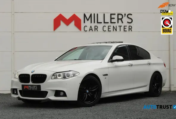 528i Softclose HUD Pano Memory Keyless Schermen achter