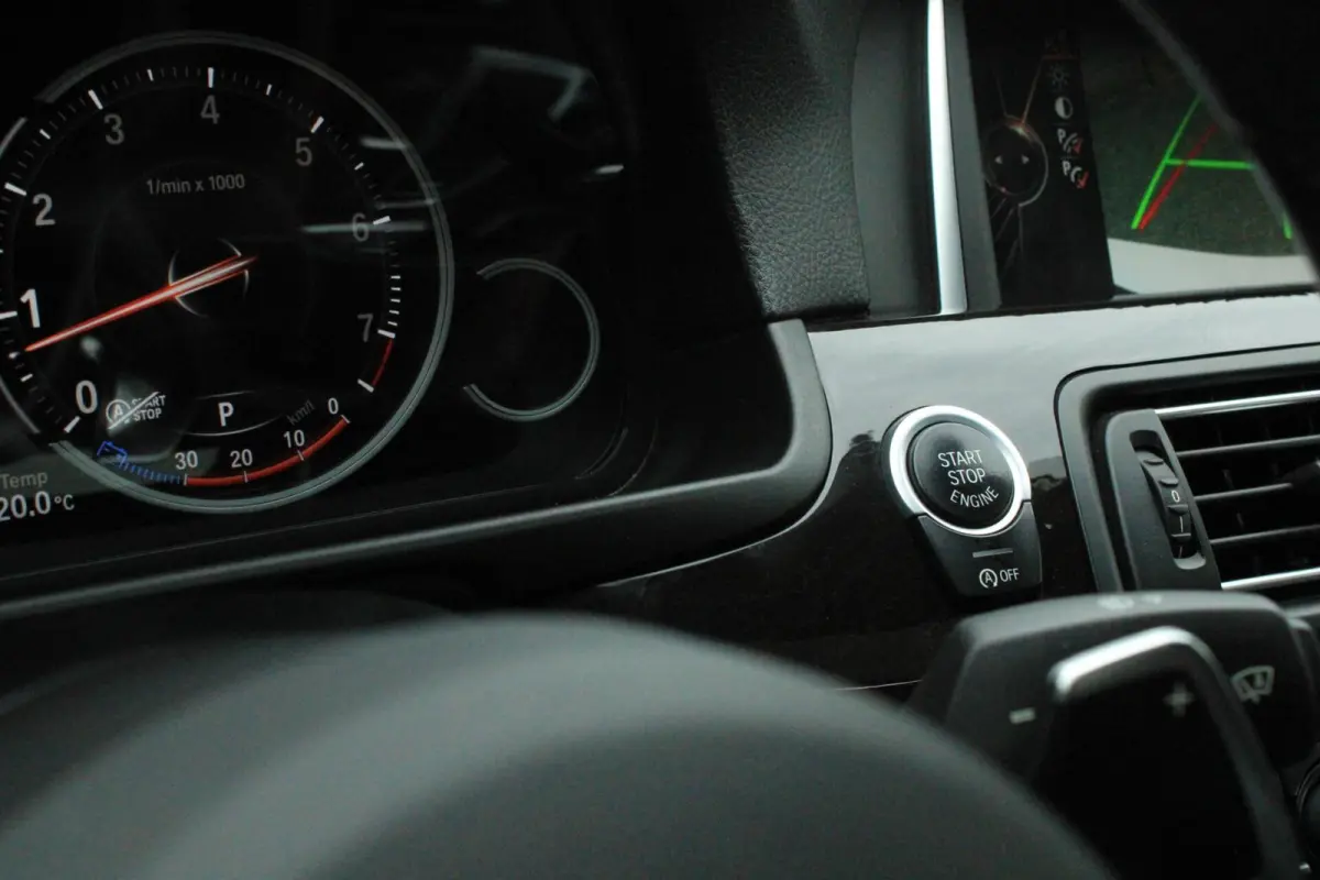 528i Softclose HUD Pano Memory Keyless Schermen achter