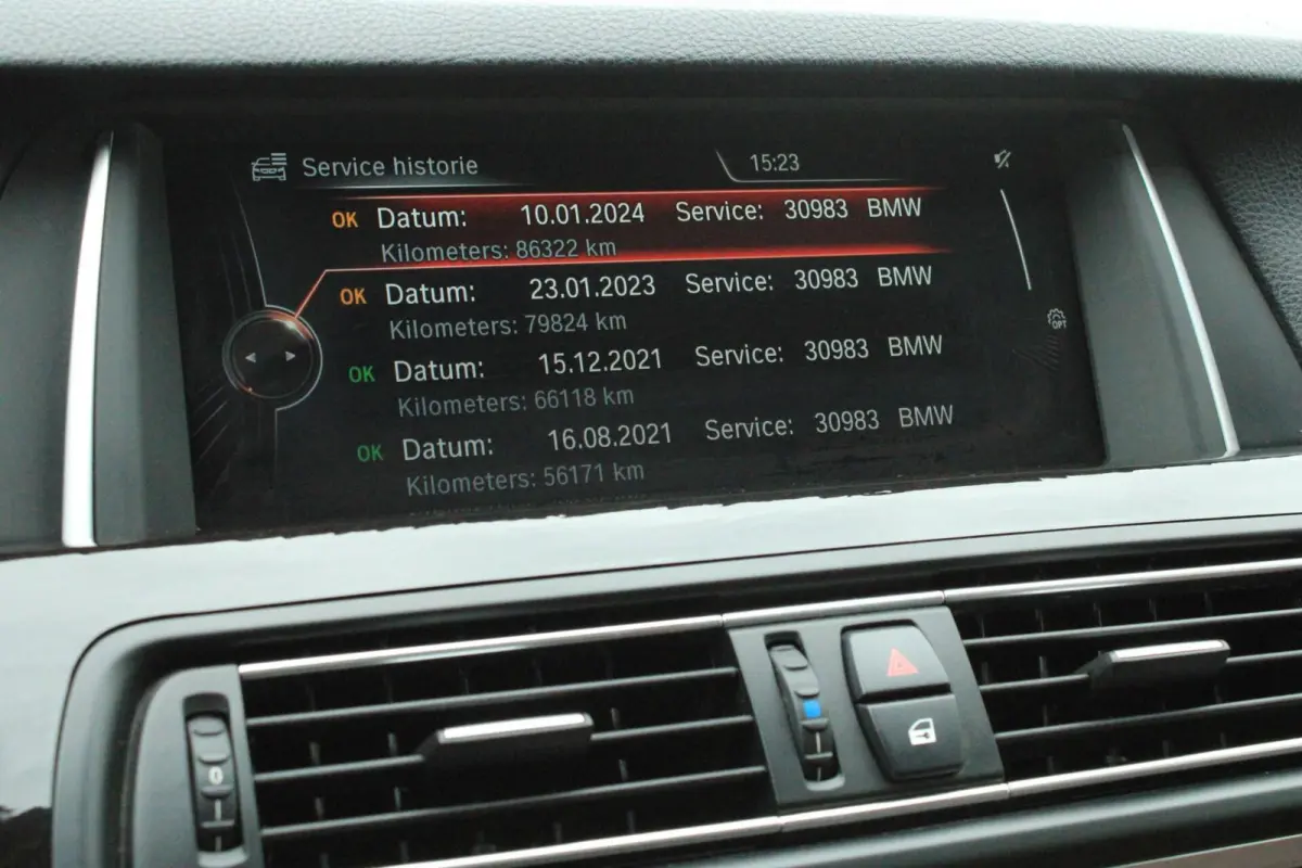 528i Softclose HUD Pano Memory Keyless Schermen achter