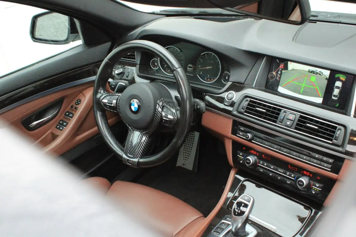 528i Softclose HUD Pano Memory Keyless Schermen achter
