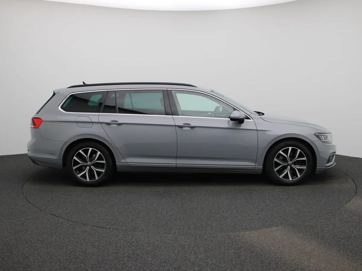 2.0 TSI Elegance Business AUTOMAAT | ACHTERUITRIJCAMERA | STOELVERWARMING | STUURWIELVERWARMING | APPLE CARPLAY - ANDROID AUTO | CLIMATE CONTROL | ADAPTIVE CRUISE CONTROL |