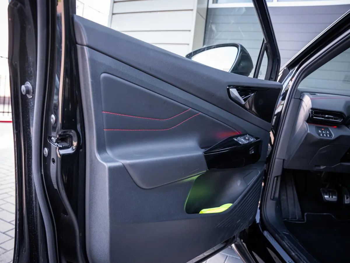 GTX 4Motion 77 kWh - BTW l 1e eigenaar l Trekhaak l