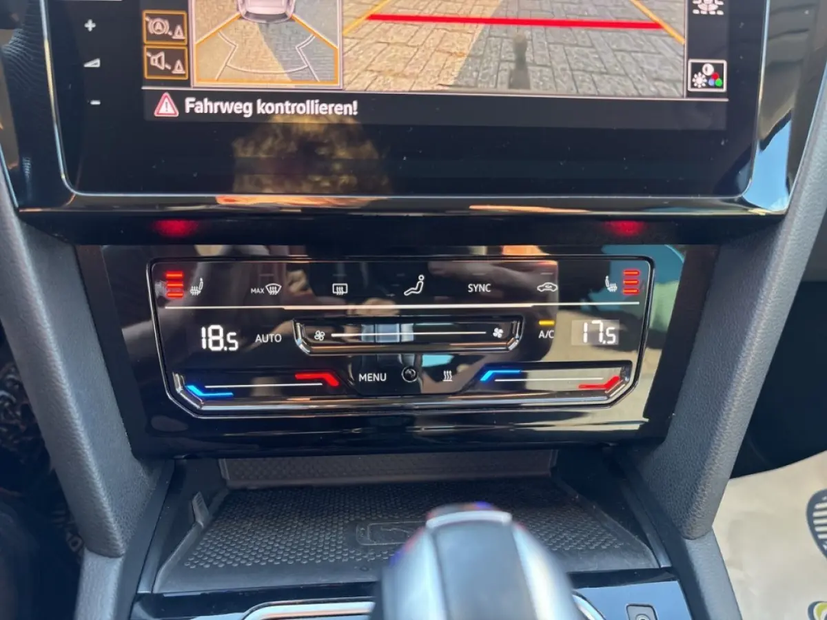 1.4 TSI GTE ZWENK.TREKHAAK/ACC/CARPLAY/E-KLEP/STOELVERW V+A/