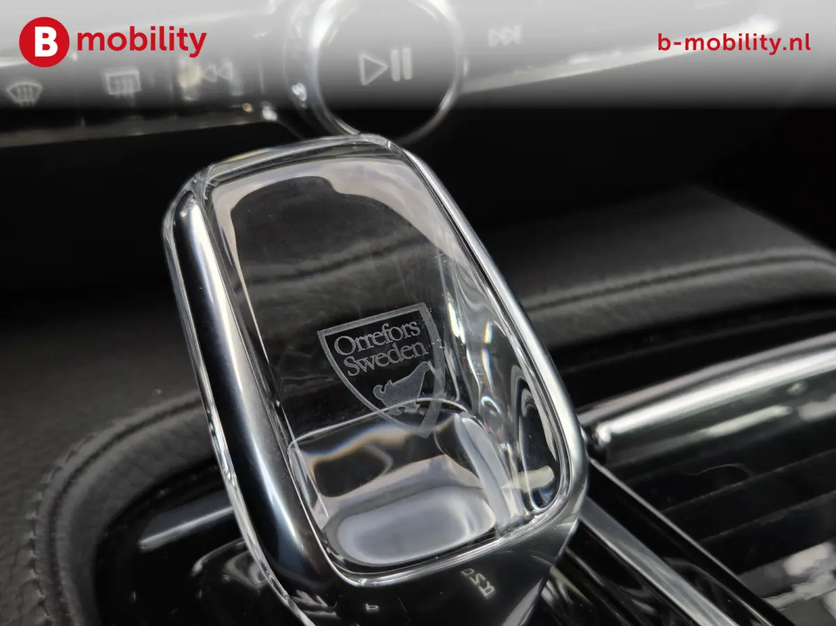 2.0 T6 Recharge AWD Inscription Trekhaak 2000kg NL Auto! | Adaptive Cruise Control | Achteruitrijcamera | Stoel/Stuurwielverwarming