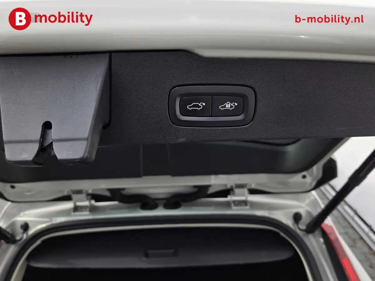 2.0 T6 Recharge AWD Inscription Trekhaak 2000kg NL Auto! | Adaptive Cruise Control | Achteruitrijcamera | Stoel/Stuurwielverwarming