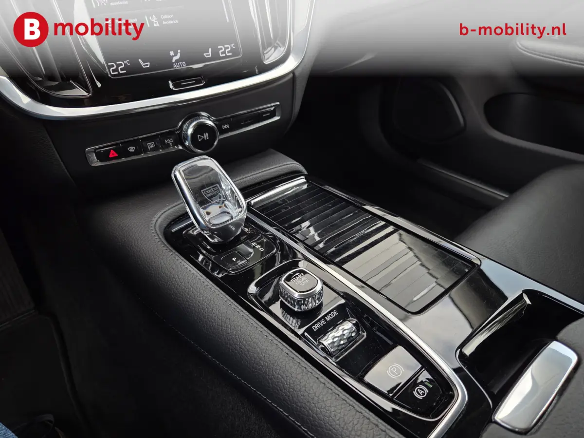 2.0 T6 Recharge AWD Inscription Trekhaak 2000kg NL Auto! | Adaptive Cruise Control | Achteruitrijcamera | Stoel/Stuurwielverwarming