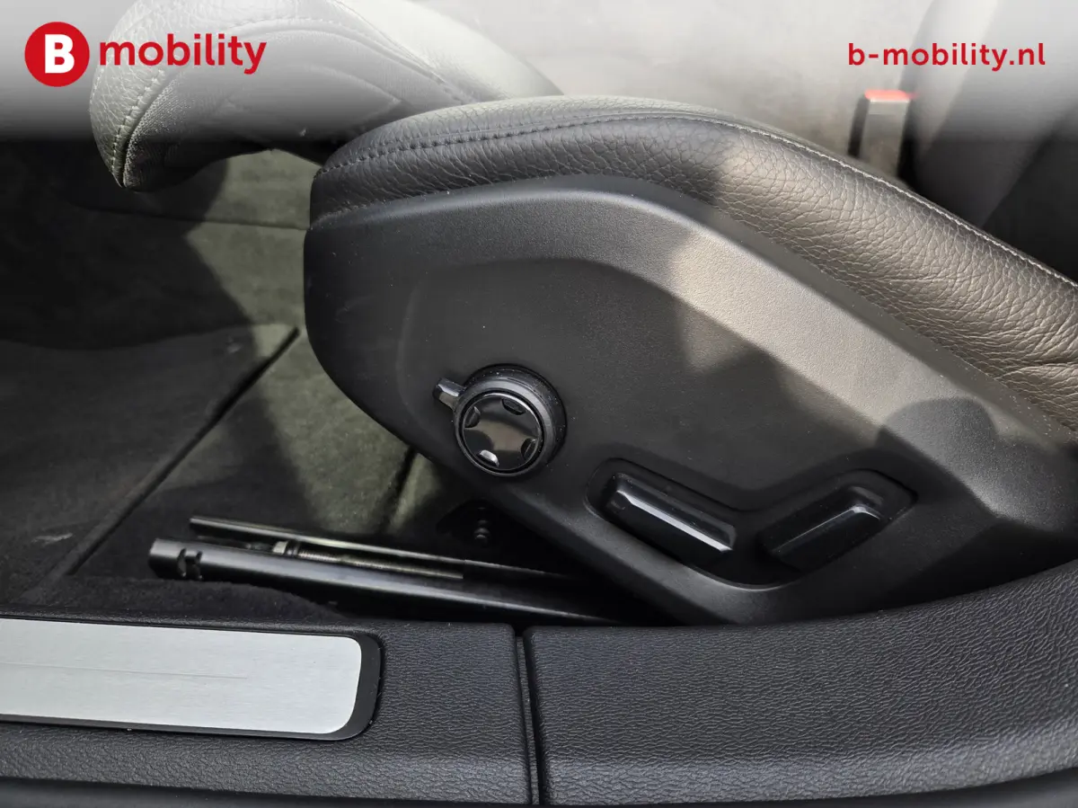 2.0 T6 Recharge AWD Inscription Trekhaak 2000kg NL Auto! | Adaptive Cruise Control | Achteruitrijcamera | Stoel/Stuurwielverwarming
