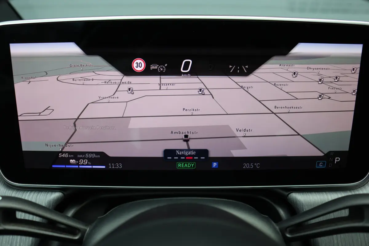 300 AMG Line 90 kWh | Luchtvering | Distronic | Panoramadak | Memory | Warmtepomp | Keyless Go | Camera | Dodehoekassistent |