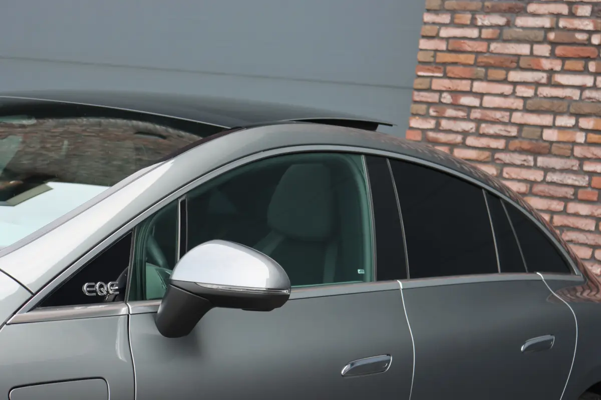 300 AMG Line 90 kWh | Luchtvering | Distronic | Panoramadak | Memory | Warmtepomp | Keyless Go | Camera | Dodehoekassistent |