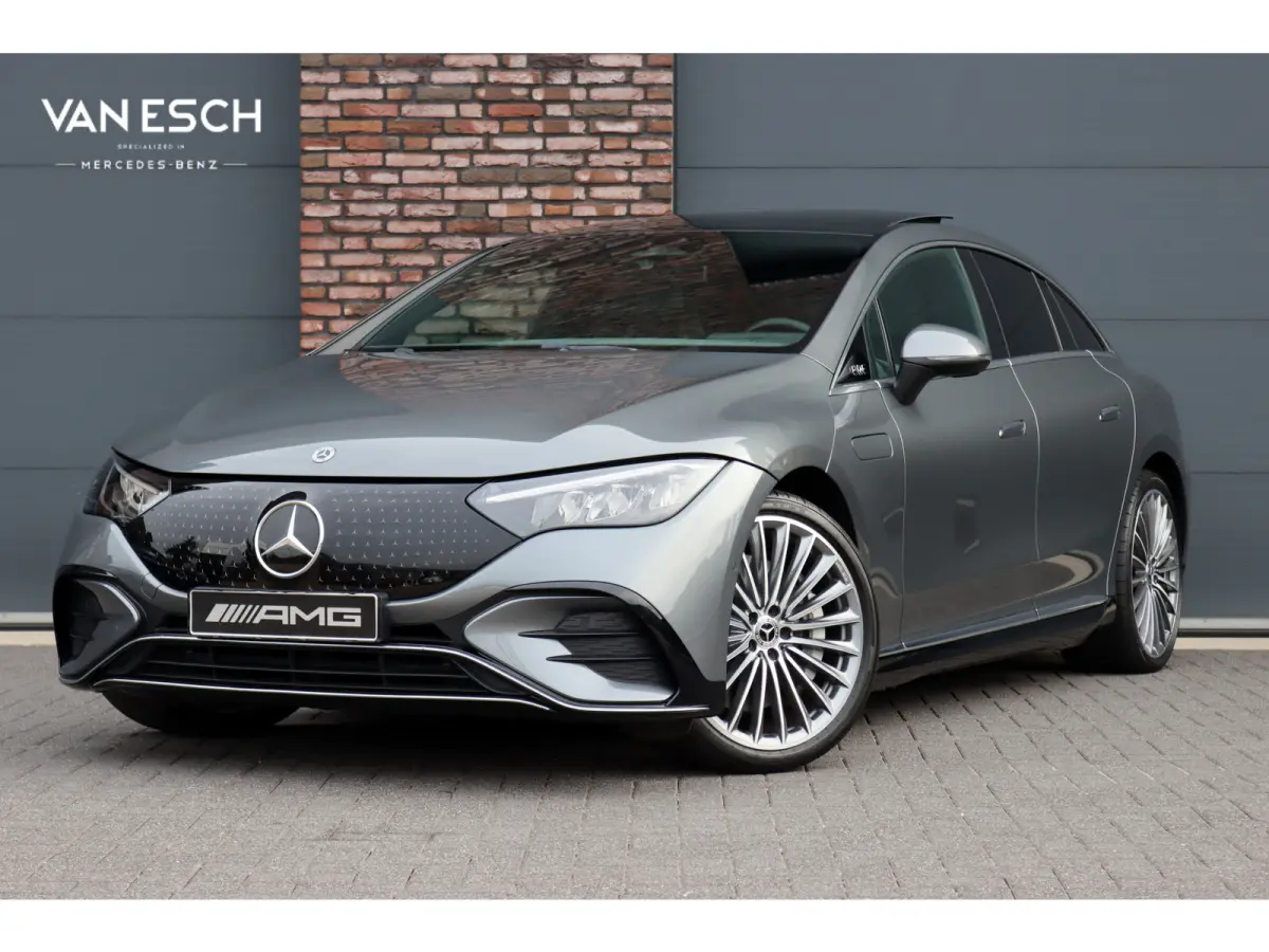 300 AMG Line 90 kWh | Luchtvering | Distronic | Panoramadak | Memory | Warmtepomp | Keyless Go | Camera | Dodehoekassistent |