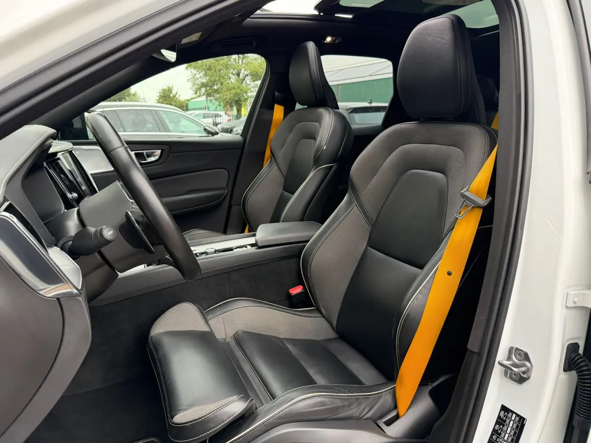 2.0 T8 Twin Engine AWD Polestar Engineered 405PK | Pano |Bowers&Wilkins Audio | Trekhaak | 1e Eig.