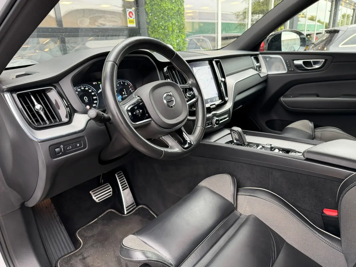 2.0 T8 Twin Engine AWD Polestar Engineered 405PK | Pano |Bowers&Wilkins Audio | Trekhaak | 1e Eig.