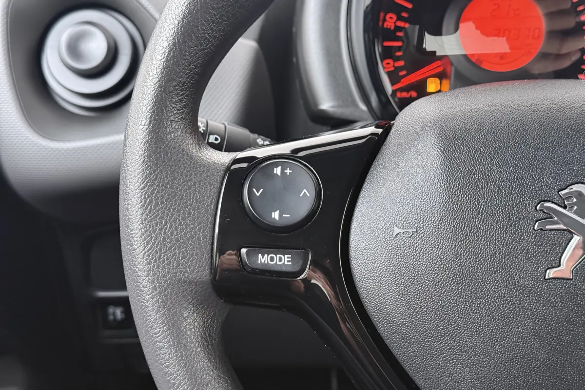 1.0 e-VTi Active LED Bluetooth DAB Start/Stop