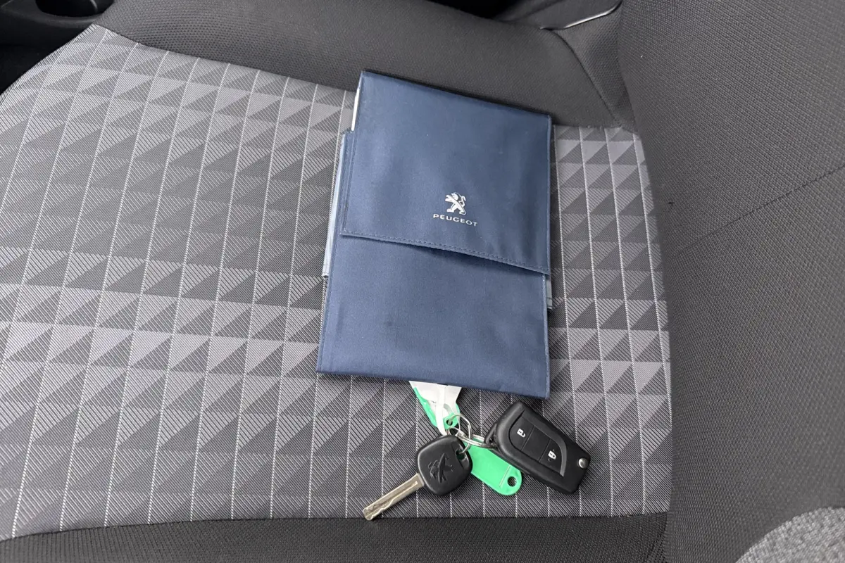 1.0 e-VTi Active LED Bluetooth DAB Start/Stop