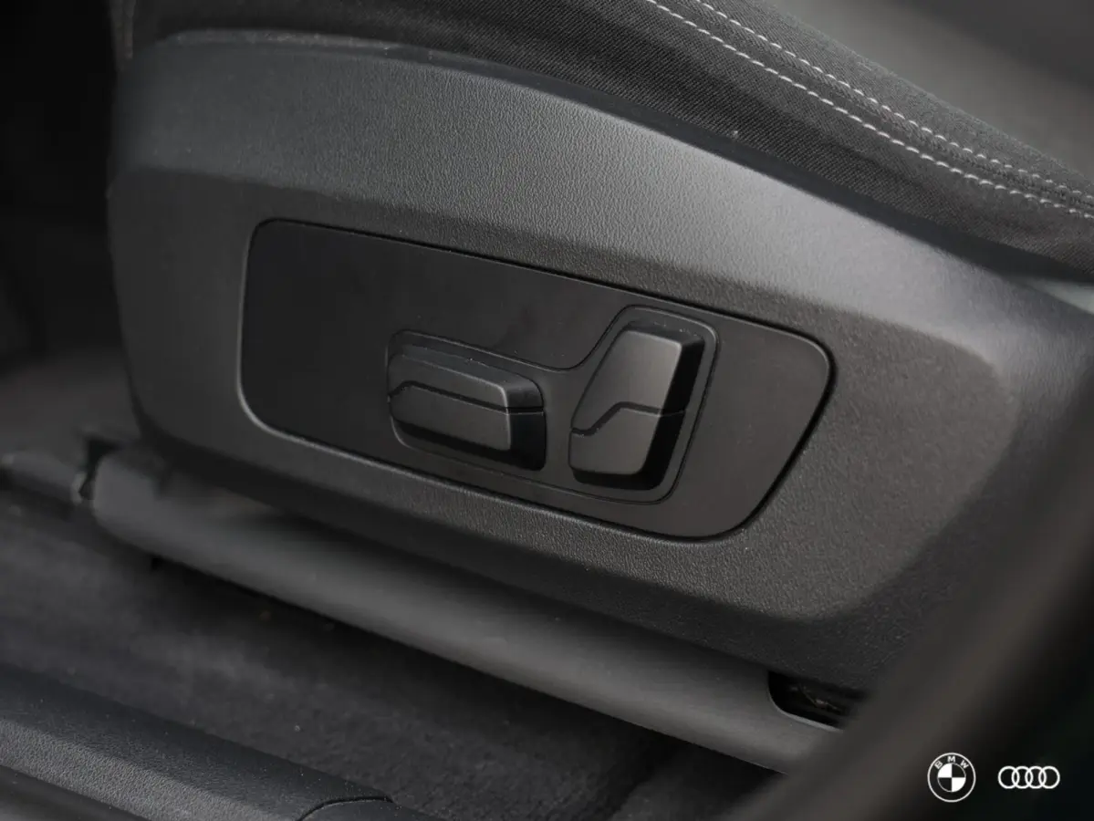xDrive25e / ACC / HEAD-UP / EL STOELEN / EL TREKHAAK / KEYLESS / VERW STOELEN