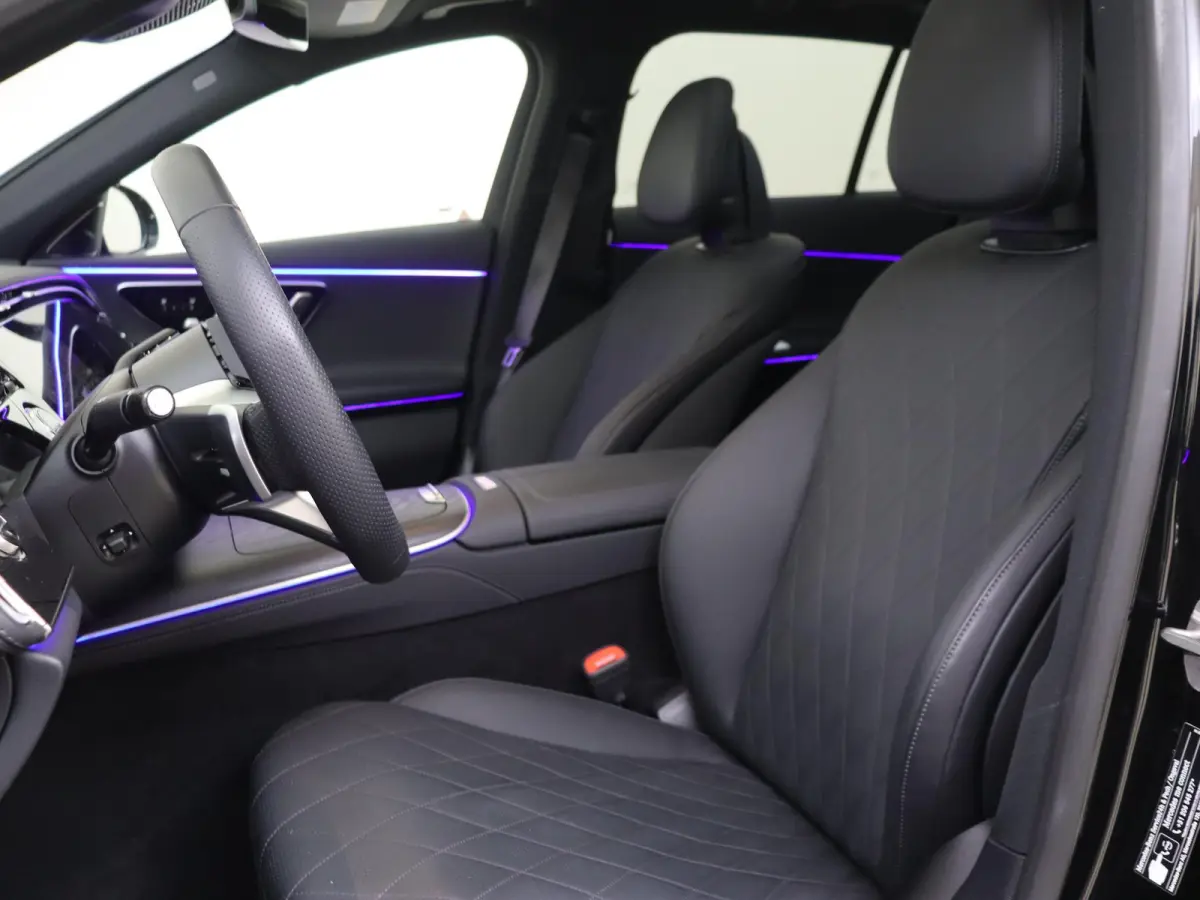 300 e AMG Line Panoramadak / Superscreen / Burmester / Memory Seats / 360 Camera / Nappa Leder / Head-Up
