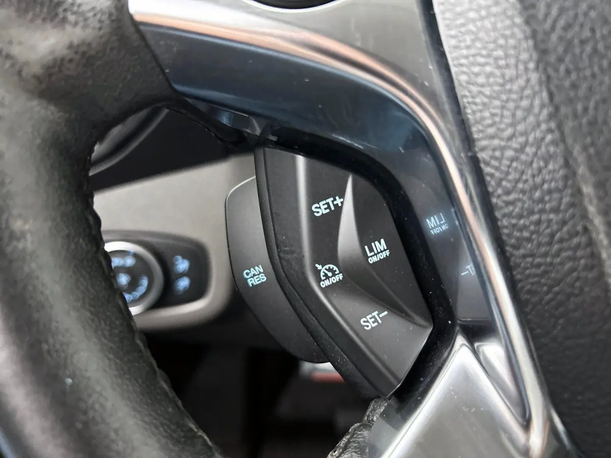 1.5 EcoBlue L2 Trend Automaat Airco Navigatie Cruise control Camera Parkeersensoren