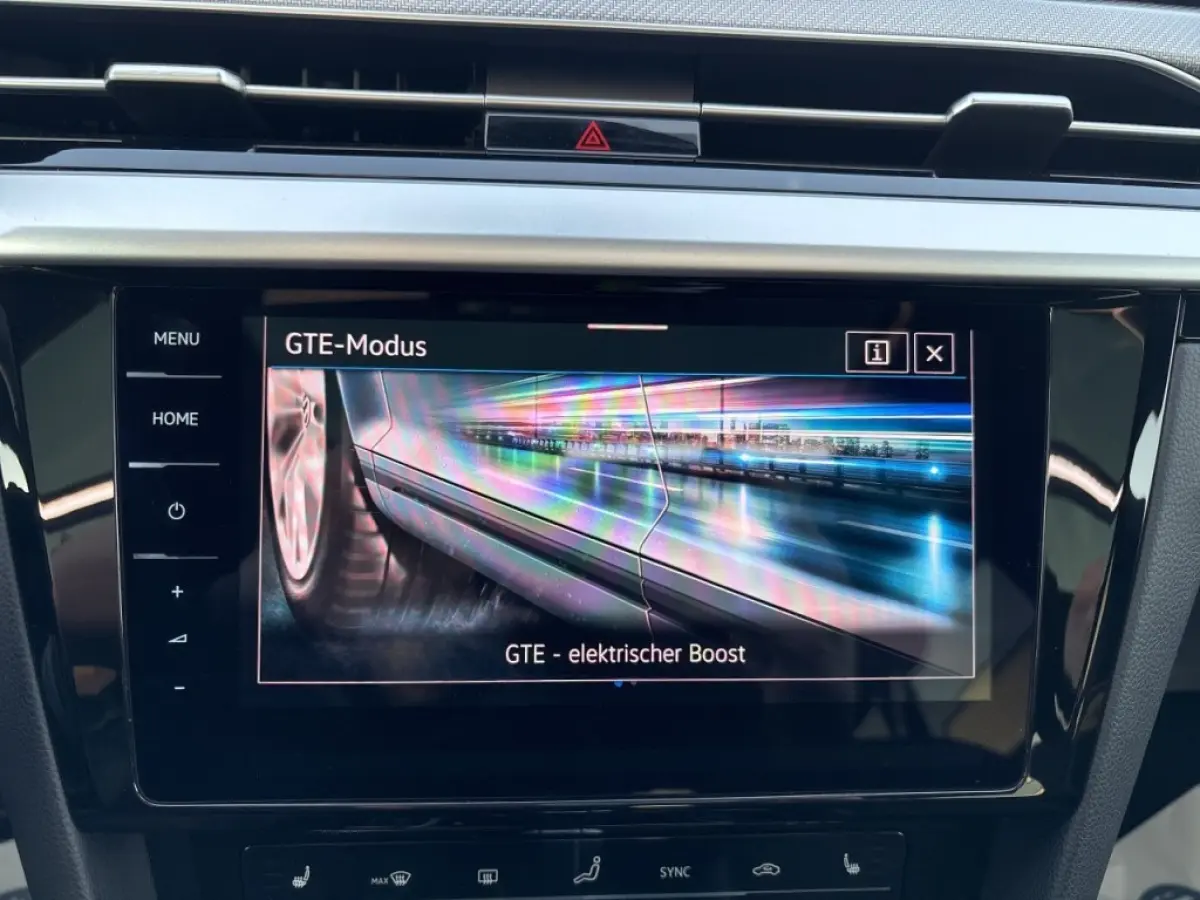 1.4 TSI R-LINE BUSINESS+ e-HYBRID PANO-DAK/TREKHAAK/LEDER/ACC/360CAMERA