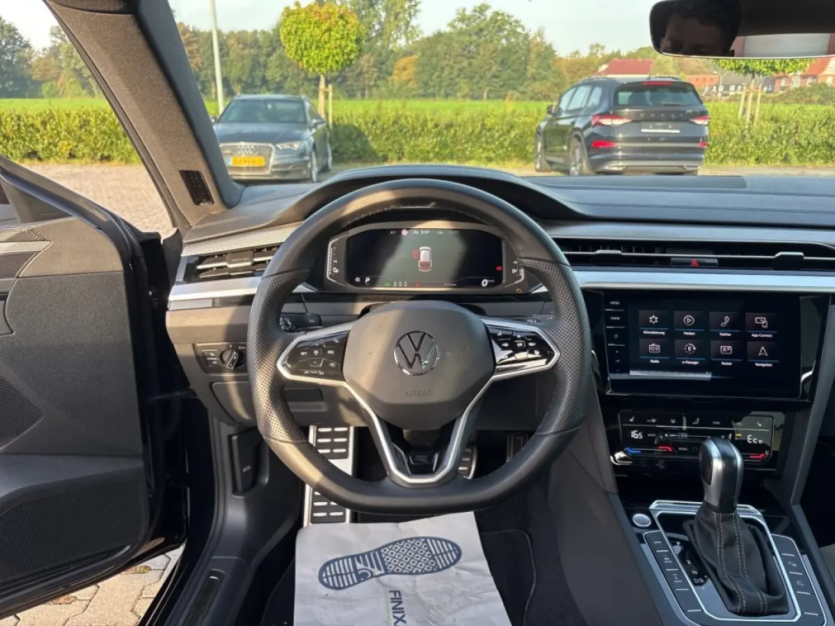 1.4 TSI R-LINE BUSINESS+ e-HYBRID PANO-DAK/TREKHAAK/LEDER/ACC/360CAMERA