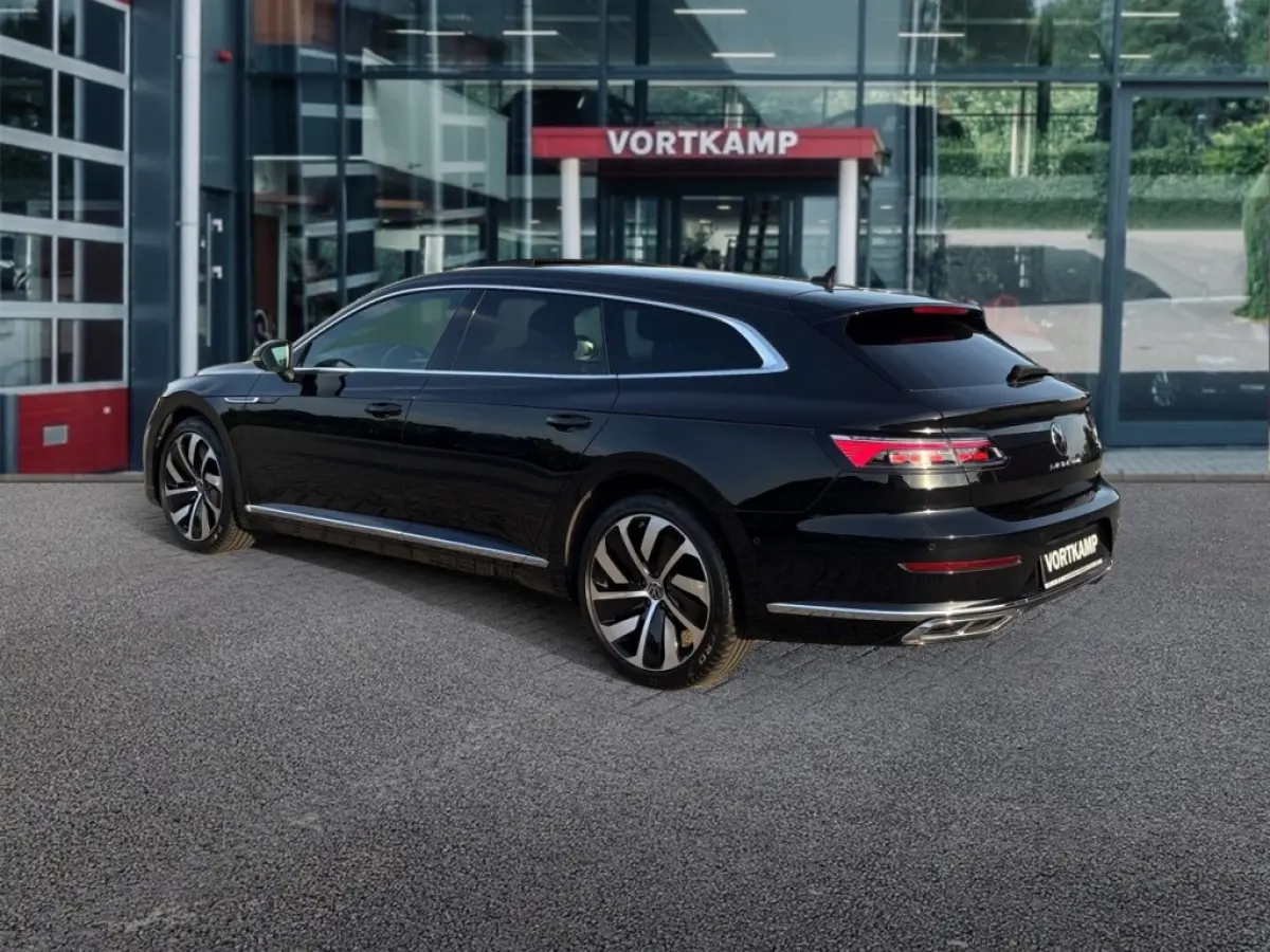 1.4 TSI R-LINE BUSINESS+ e-HYBRID PANO-DAK/TREKHAAK/LEDER/ACC/360CAMERA