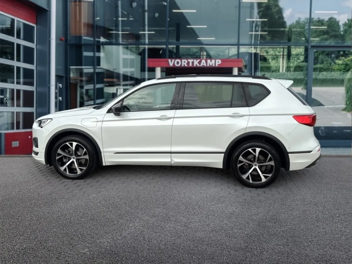 1.4 TSI FR E-HYBRID PANO-DAK/TREKHAAK/360CAMERA/MEMORY-SEATS/ACC