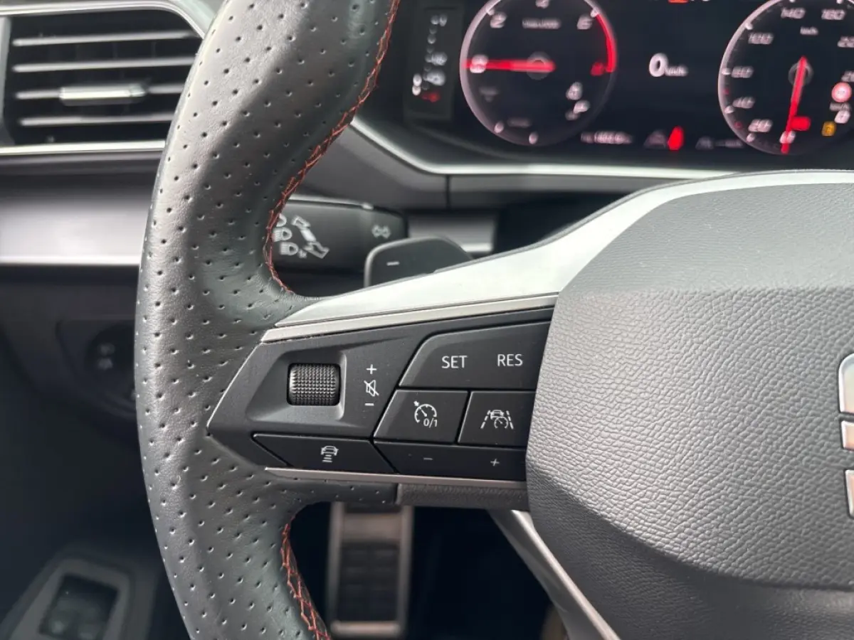 1.4 TSI FR E-HYBRID PANO-DAK/TREKHAAK/360CAMERA/MEMORY-SEATS/ACC