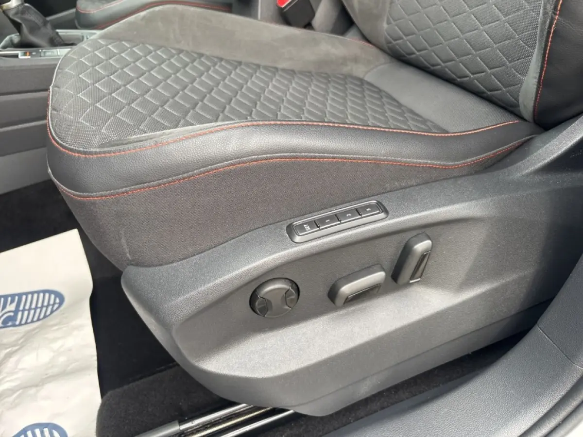 1.4 TSI FR E-HYBRID PANO-DAK/TREKHAAK/360CAMERA/MEMORY-SEATS/ACC