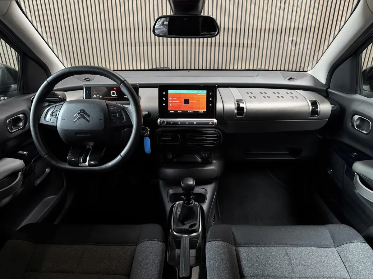 1.2 PureTech Business | Carplay | Camera | Riem vervangen