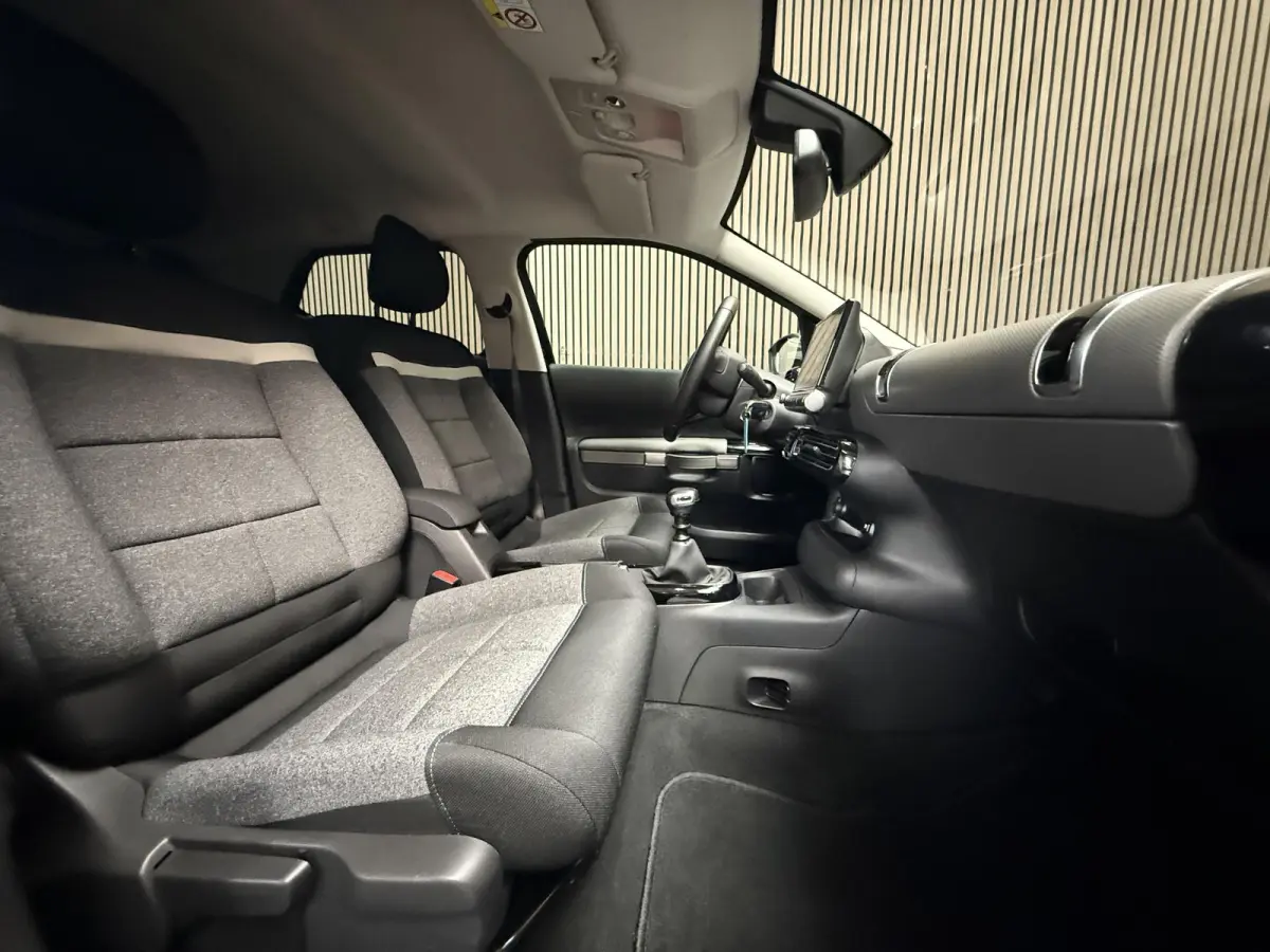 1.2 PureTech Business | Carplay | Camera | Riem vervangen