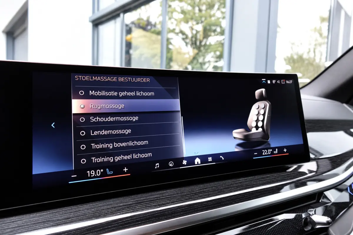 XDrive50e PANO KEYLESS SKYLOUNGE URBAN