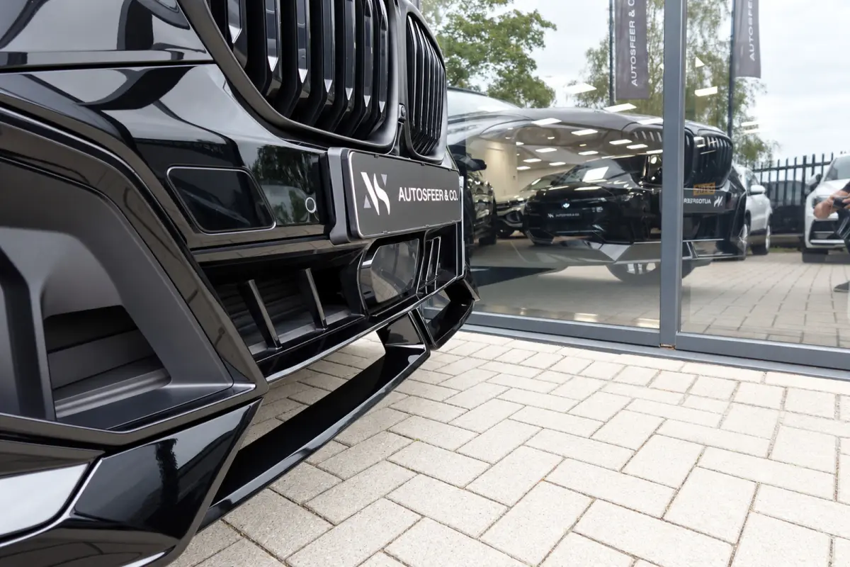 XDrive50e PANO KEYLESS SKYLOUNGE URBAN