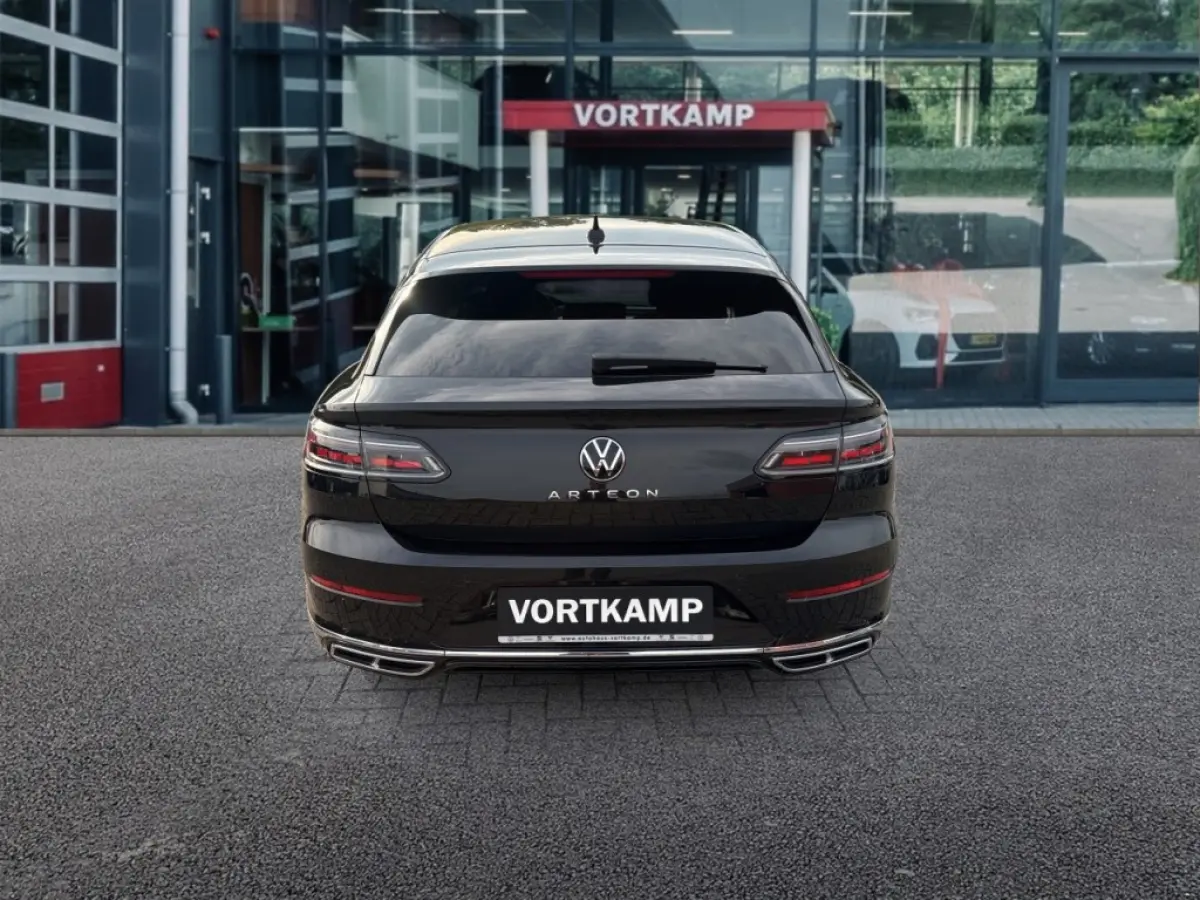 2.0 TDI R-LINE BUSINESS+ TREKHAAK/IQ-LIGHTS/ACC/CAMERA/STOELVERW